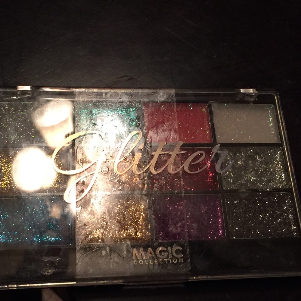 Like new makeup palet